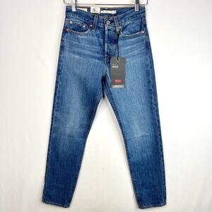 NWT Levi's Premium Wedgie Jeans Size 24